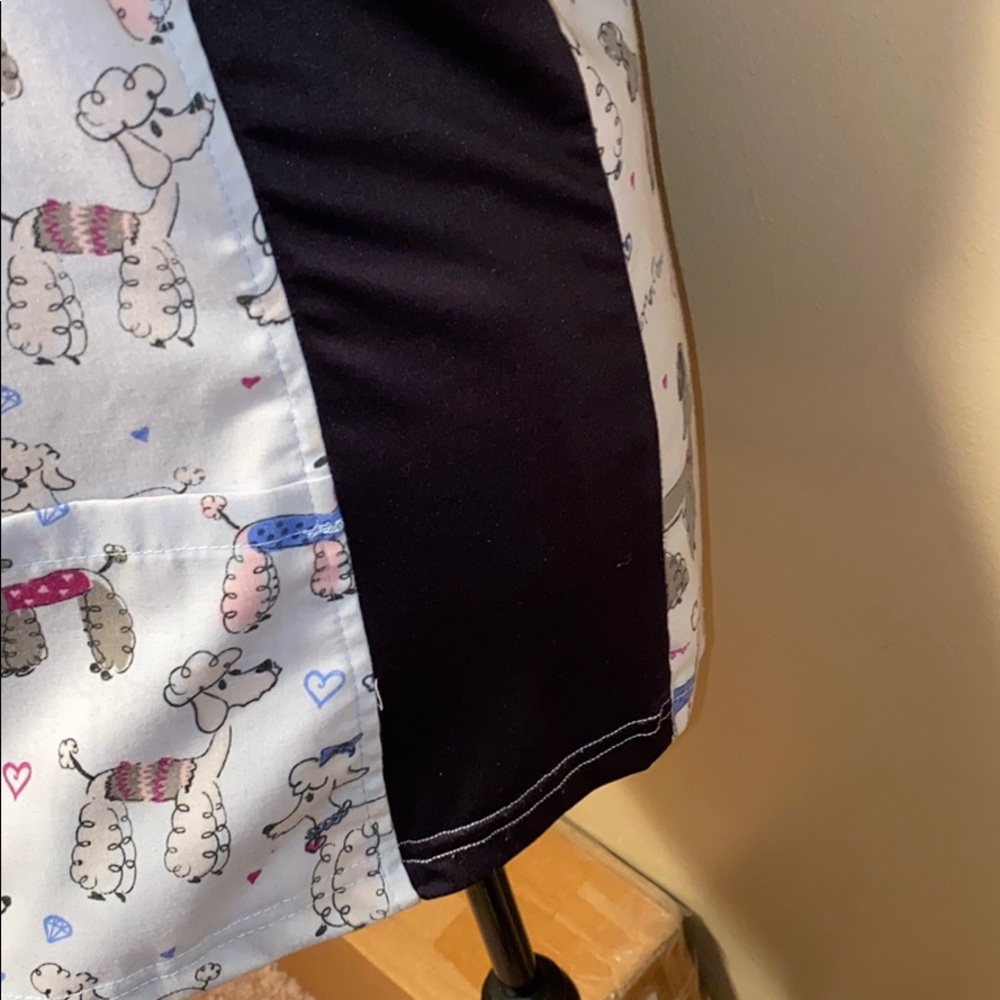 Scrub shirt - Picture 3 of 3